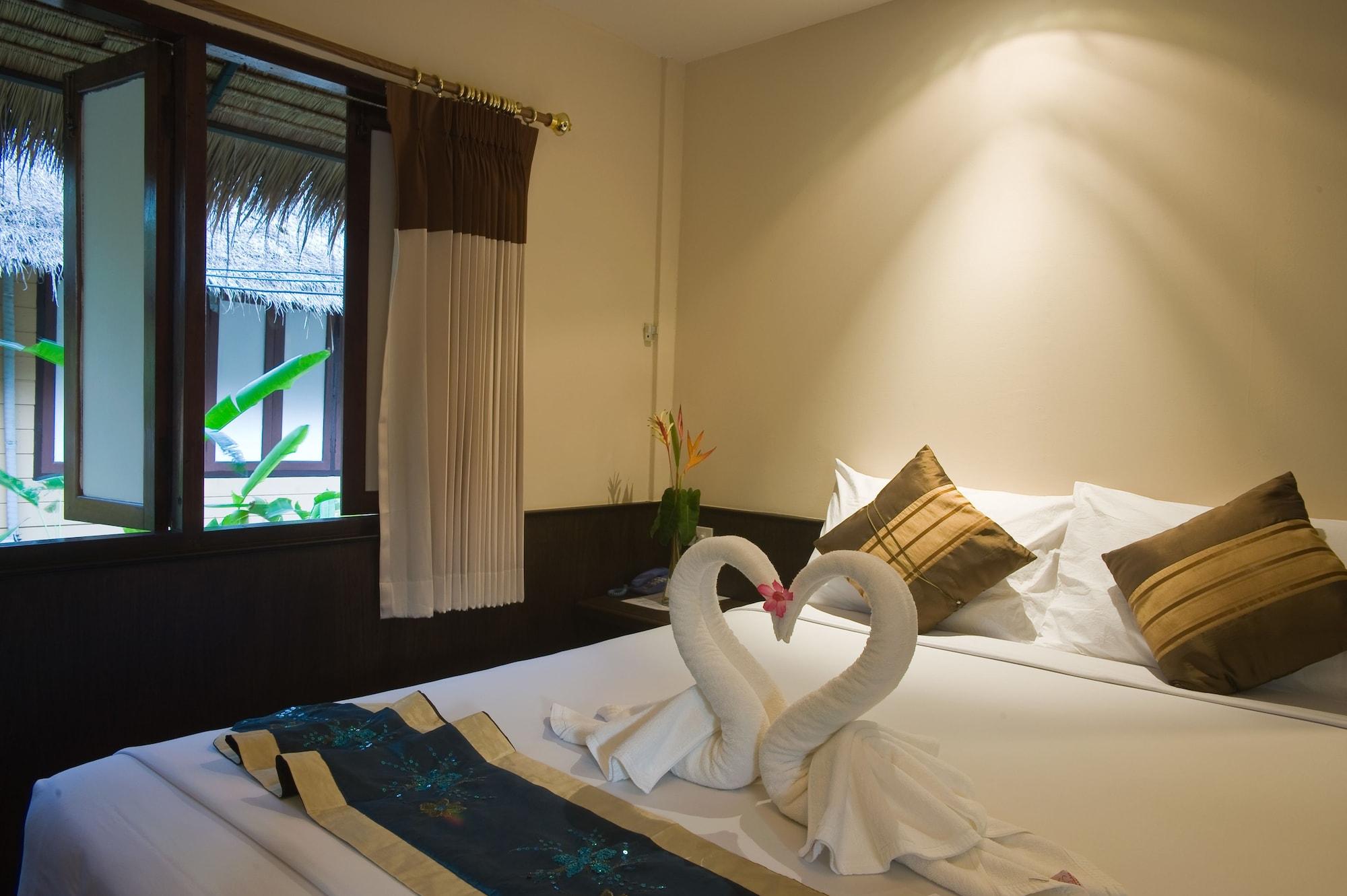 Inrawadee Resort Jomtien Beach Exterior photo