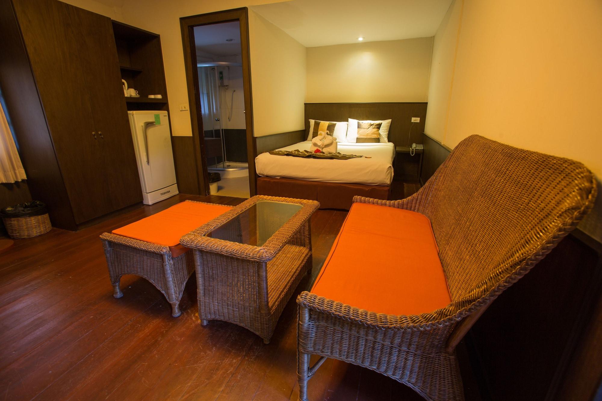 Inrawadee Resort Jomtien Beach Exterior photo