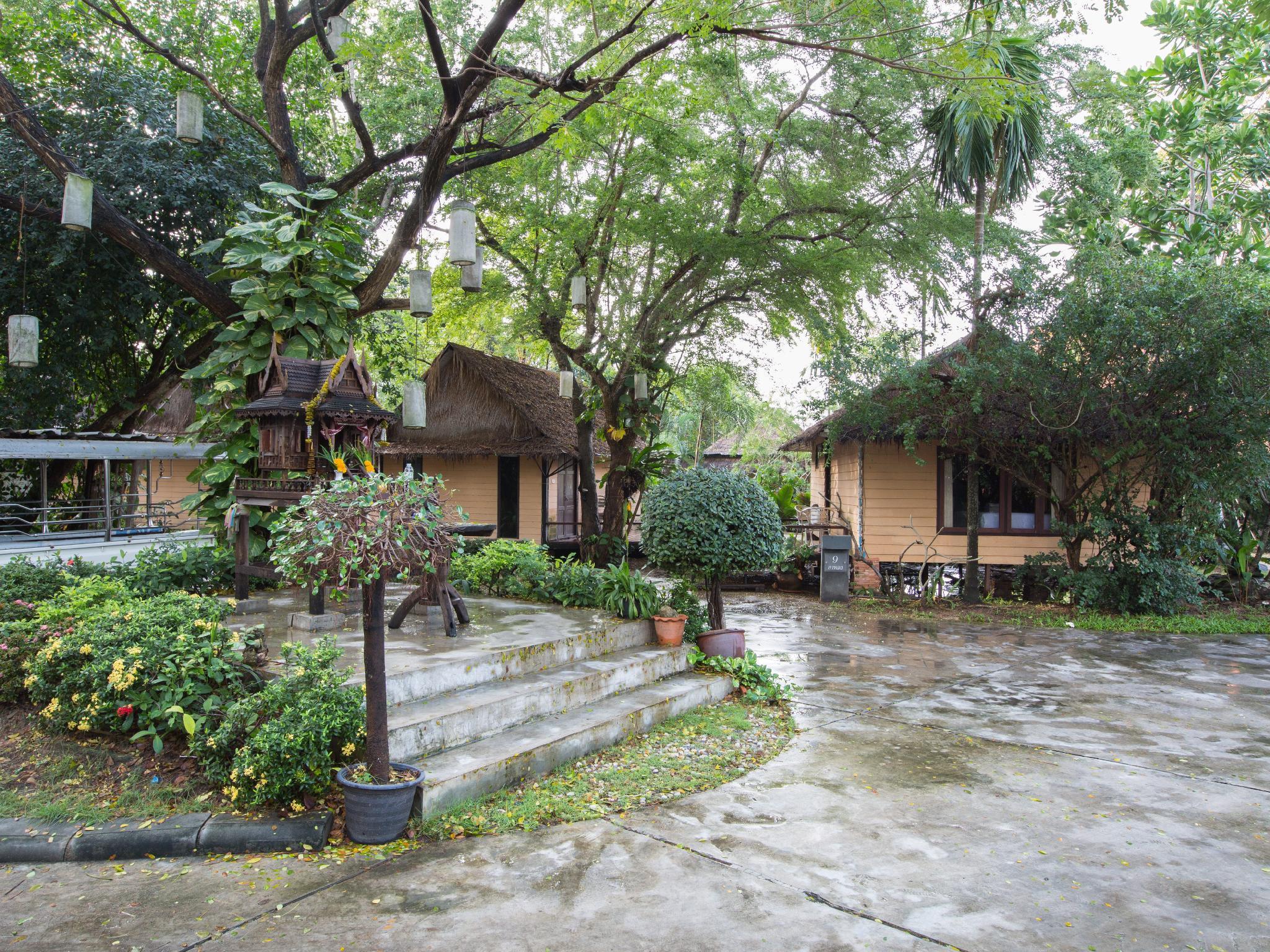 Inrawadee Resort Jomtien Beach Exterior photo