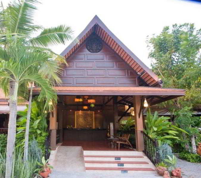 Inrawadee Resort Jomtien Beach Exterior photo